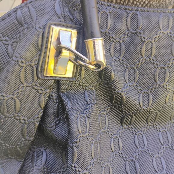 Coofit Elegant Black Satchel with Gold Accents and Curved Handles - Picture 5 of 15